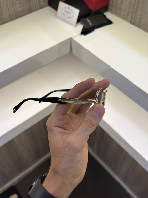 Prada 8007 Black Gold