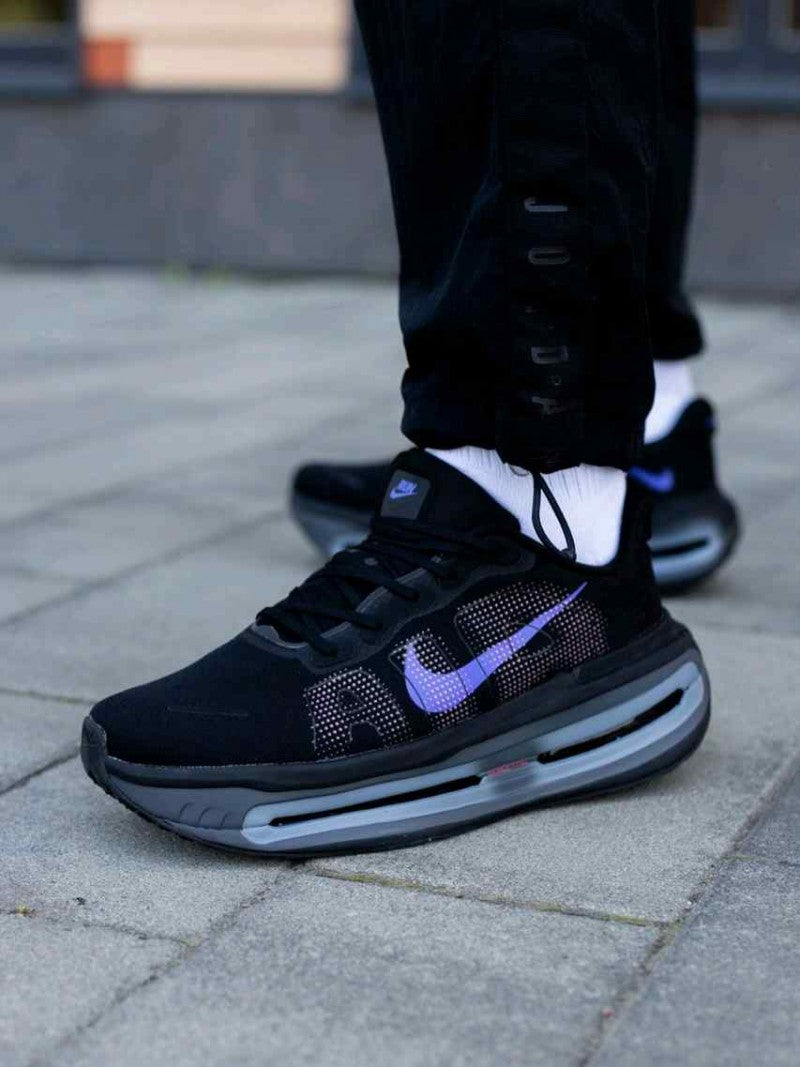 Nike Vomero Premium Black Sapphire Hot Lava2658