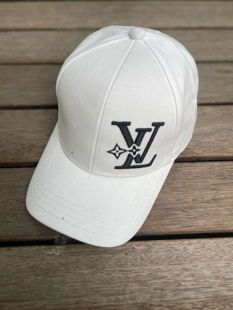 Louis Vuitton_Flower_MonoGram_Logo_Premium_Unisex_Cap_(With_box)707