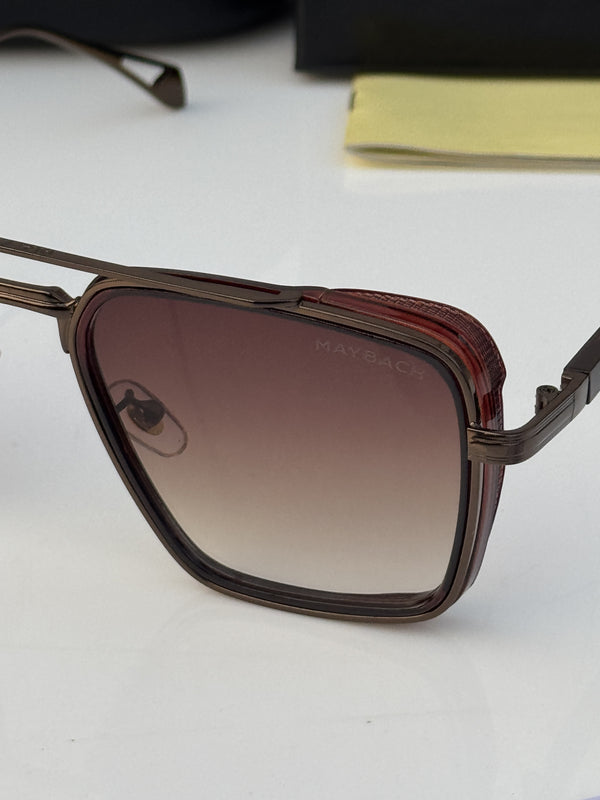 Maybach_72379_brown_shaded