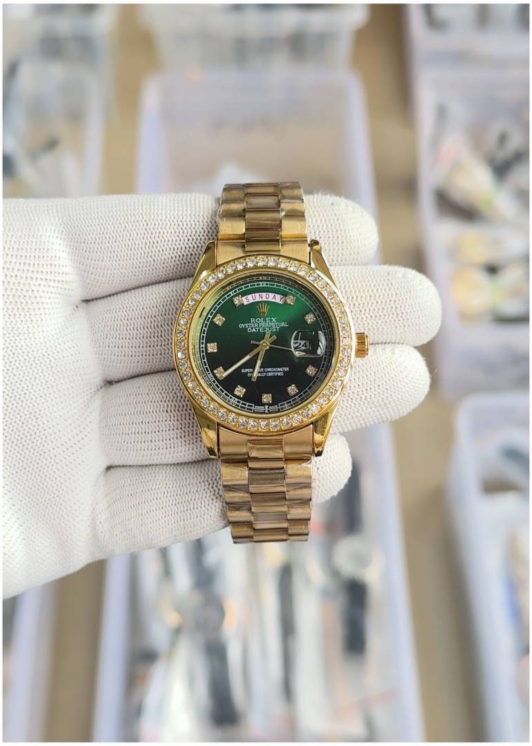 Rolex Oyster perpetual Day Date Diamond 40 Battery - J1445