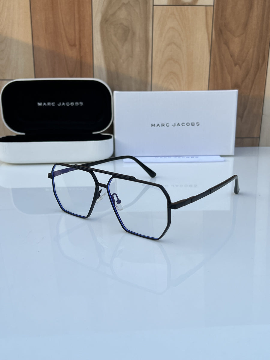 Marc_jacobs_510_black_plano