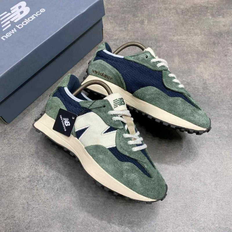 Neww Balance 327 Midnight Green