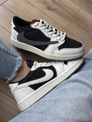 Nike AIR JORDAN 1 LOW X TRAVIS SCOTT GREY FOG