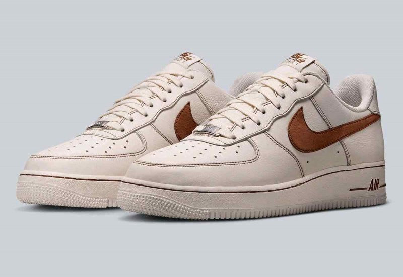 Nike AirForce 1 Low IvorySaddle Brown