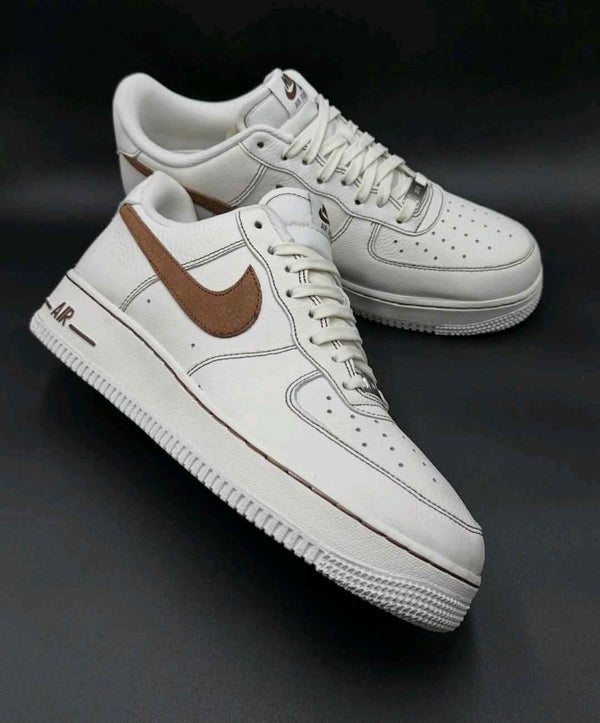 Nike AirForce 1 Low IvorySaddle Brown