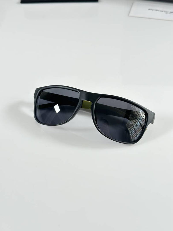 Porsche 004 Black