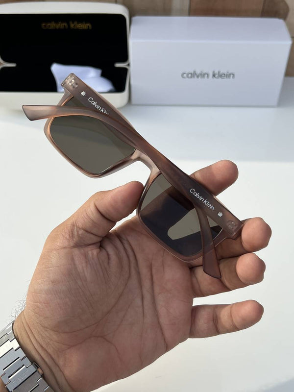 Calvin kline_Y10_brown_green