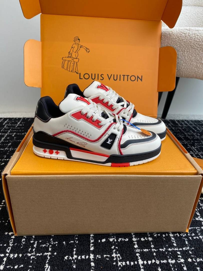 Louis Vuitton Trainer red black
