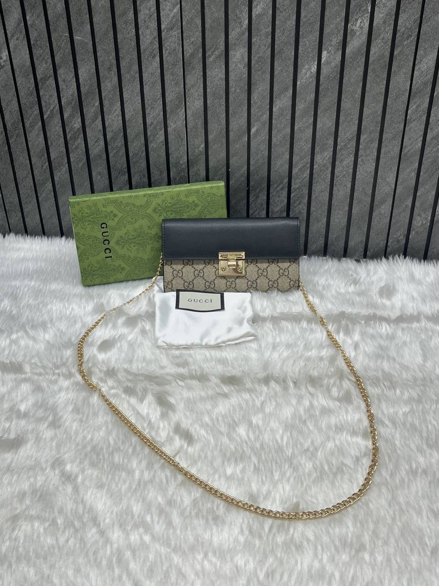 Gucci_72_Padlock_Chainwallet_With_OriginalBox_DustCover