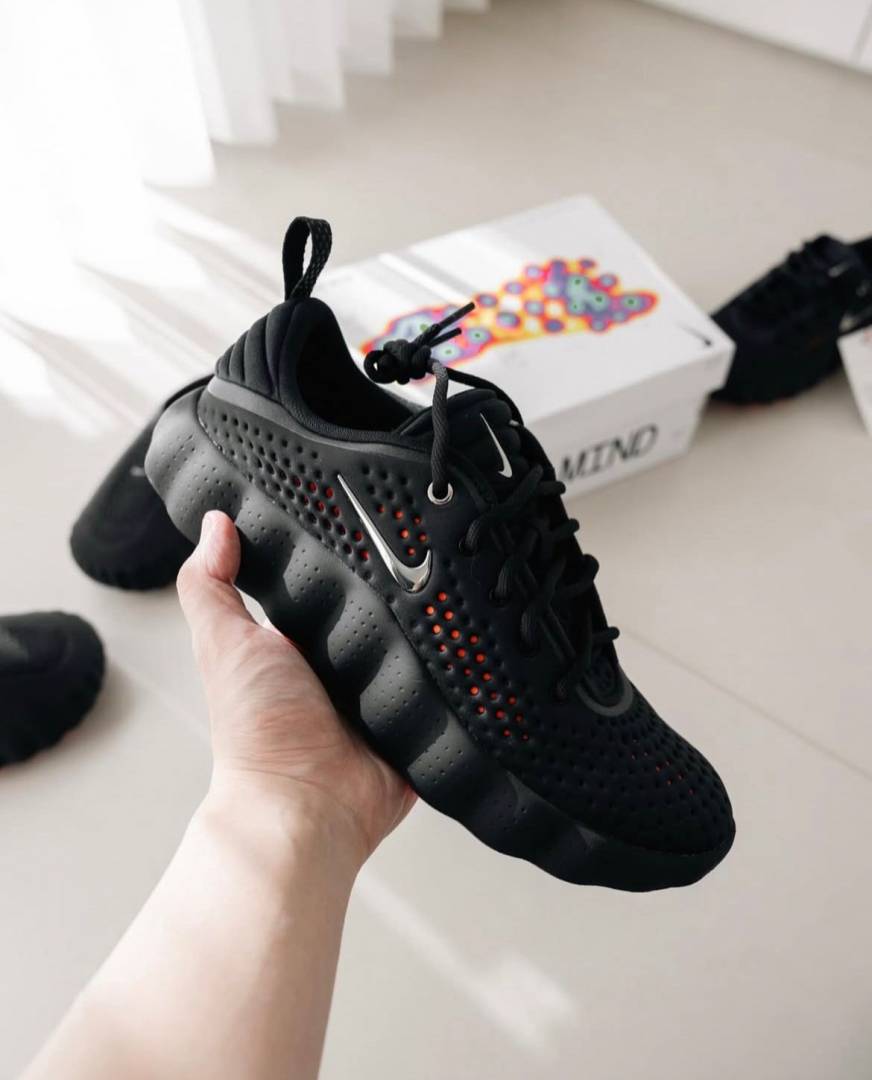 Nike Mind 002 Black Hyper Crimson FIX