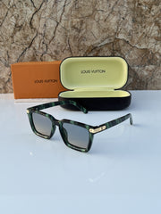 Louis Vuitton_2420_green