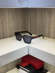 Prada 58720 Sunglass (Glossy black)
