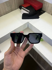 Prada 58720 Sunglass (Glossy black)