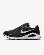 Nike Running Structure 26 trainers in black and white