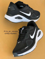 Nike Running Structure 26 trainers in black and white
