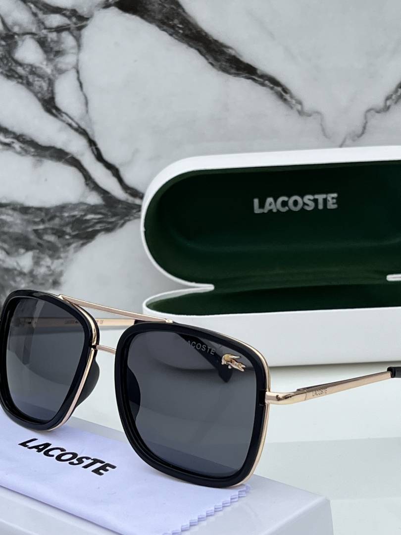 Lacoste_143_gold_black