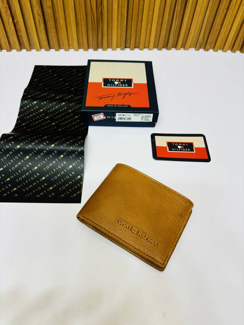 105 TOMMY HILFIGAR PREMIUM QUALITY WALLET