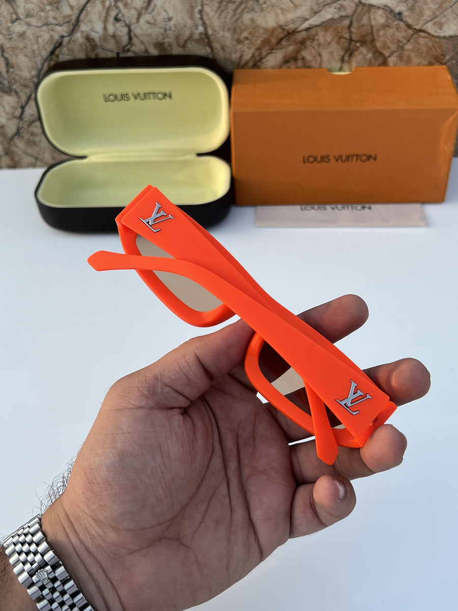 Louis Vuitton_6190_orange