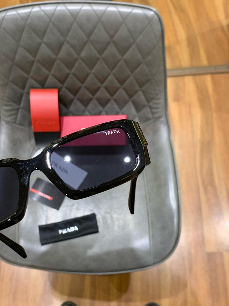 Prada_6100_Black