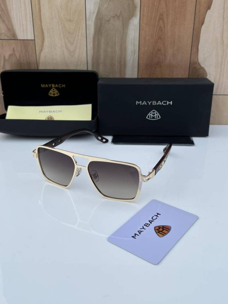 Maybach_218_gold_brown