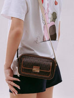 Michael Kors_Bradshaw_Camera_With_DustCover