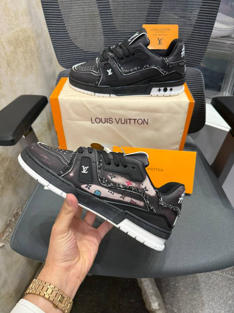 Louis Vuitton CIVILIST TRAINER 2025