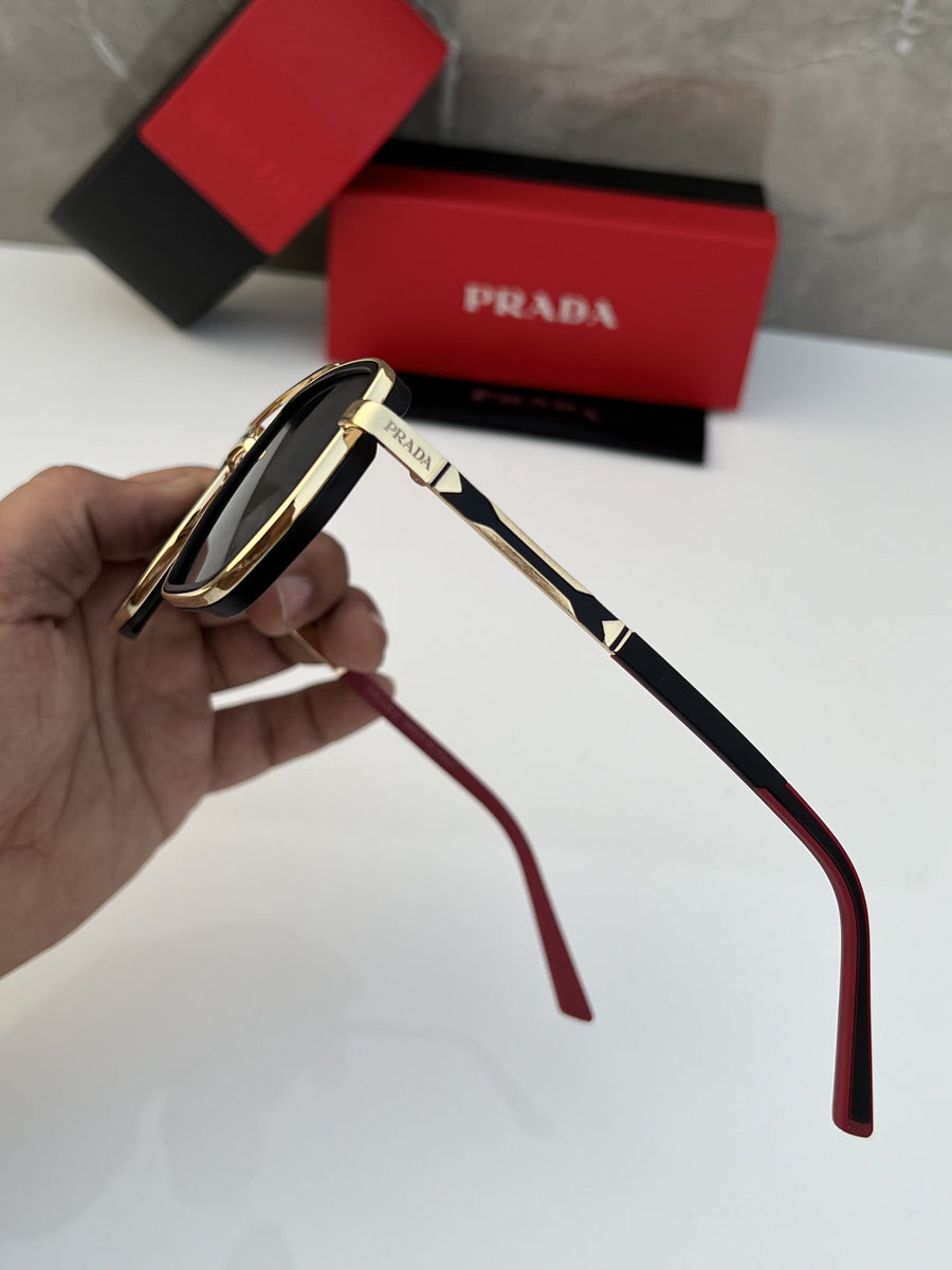 Prada_58445_gold_black