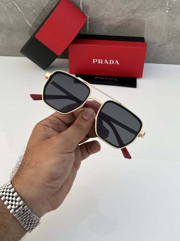 Prada_58445_gold_black