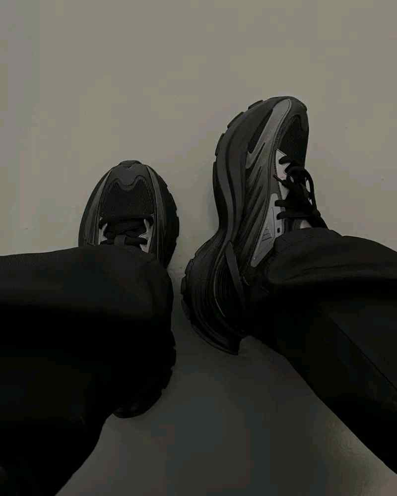 Adidas XLG MTW Black