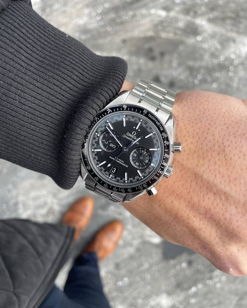 Omega Speedmaster Racing Co-Axial Master Chronometer chronograph
