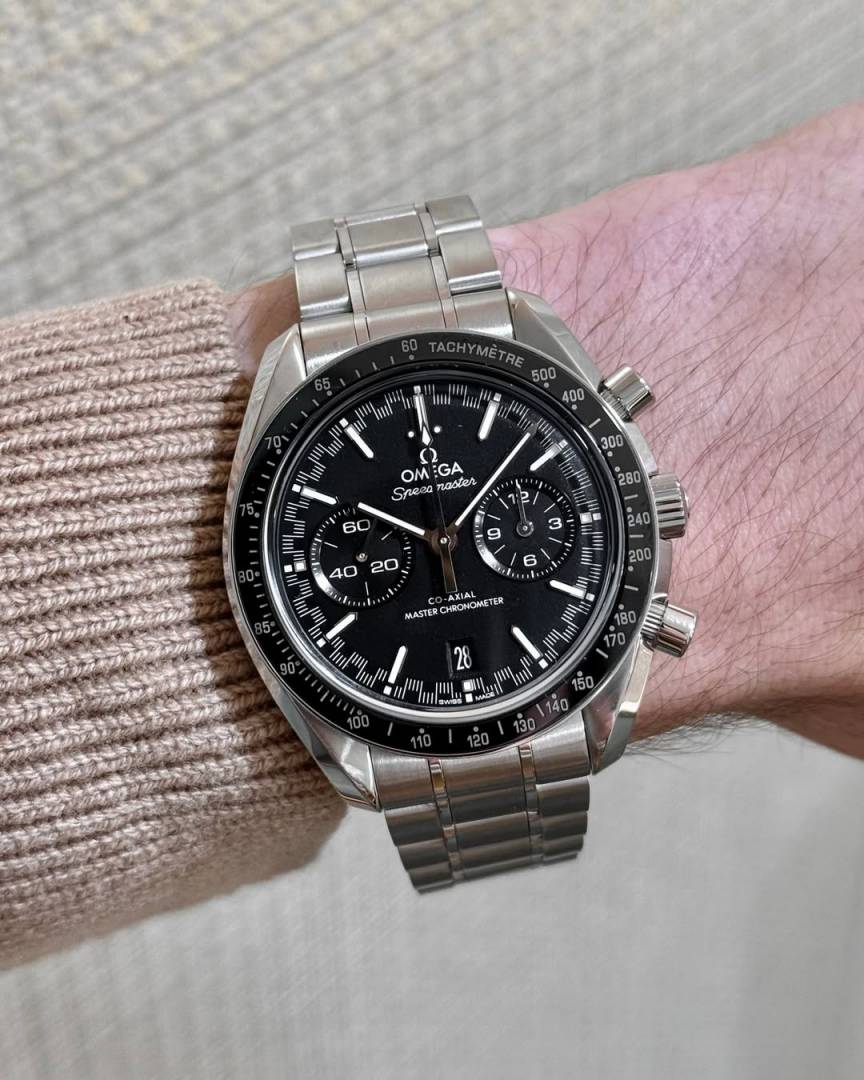 Omega Speedmaster Racing Co-Axial Master Chronometer chronograph