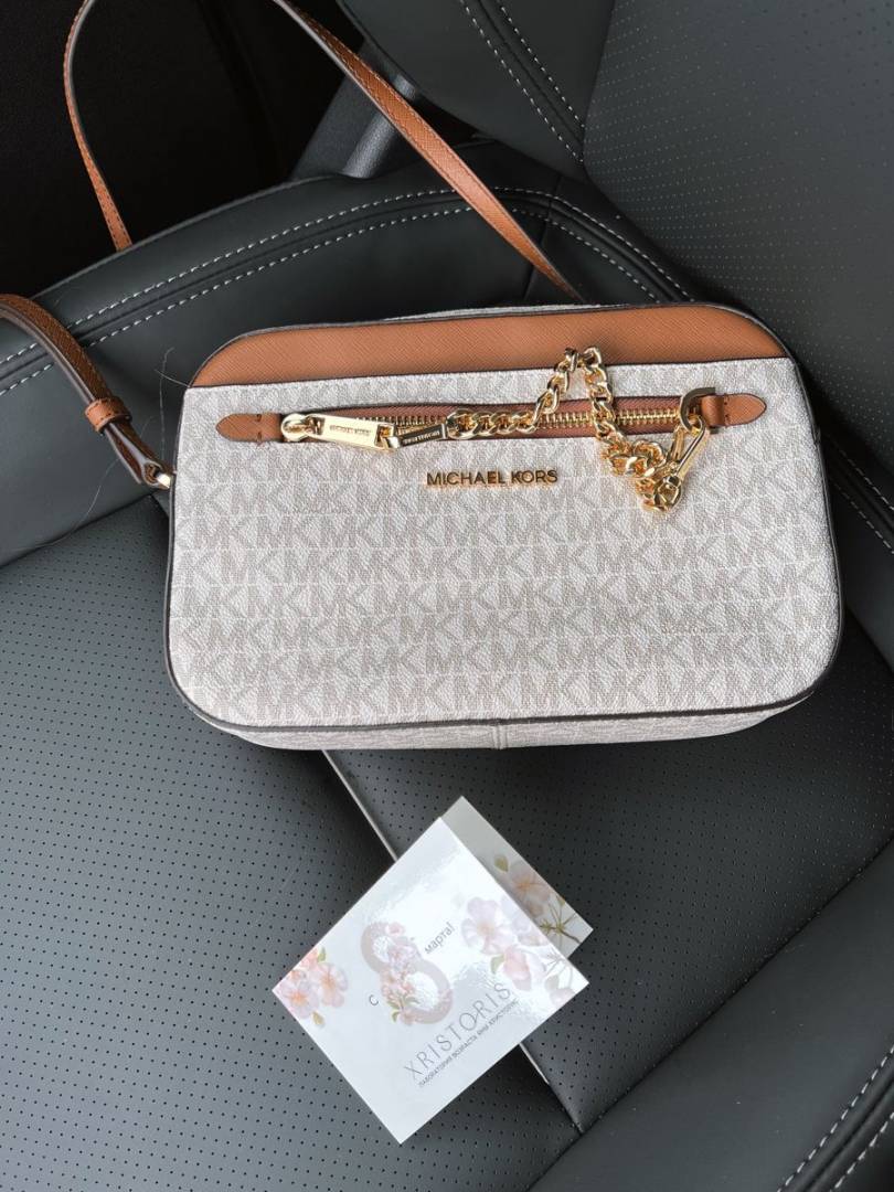 Michael Kors_FrontZip_Camera_Crossbody_With_OriginalBox_DustCover