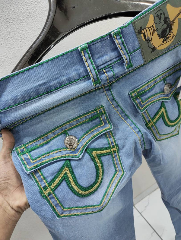 TRUE RELIGION IMPORTED STORE ARTICLE JEANS