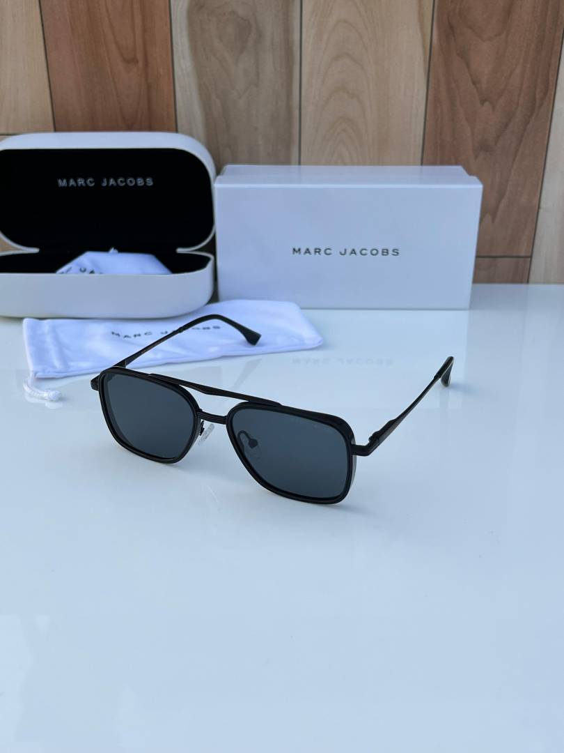 marc jacobs 98282 black