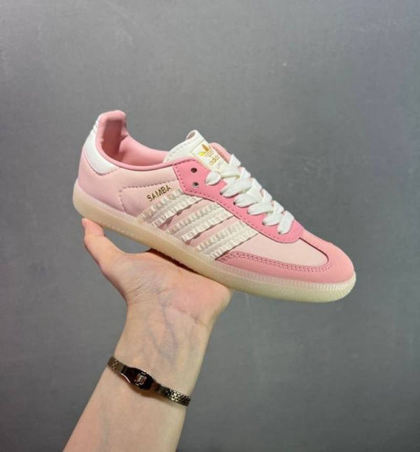 ADIDAA.S SAMBA RUFFLE STRIPES PACK WONDER WOMEN