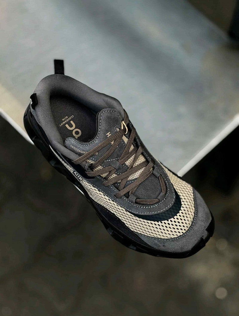 On Running cloud K-Tech 2 KITH THORN GANACHE 185