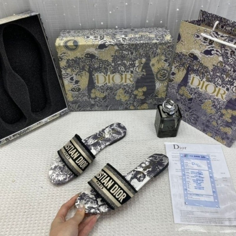 Christian Diyor Dway Slide With OG Box Carry Bag Black Tiger 748