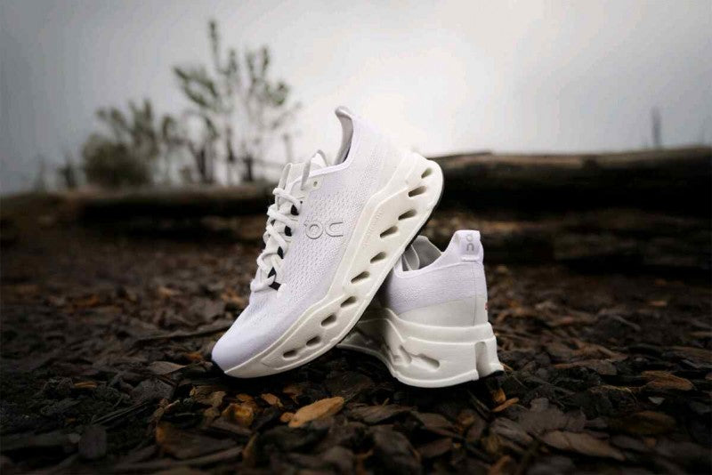 ON cloud RUNNING CLOUDSURFER MAX