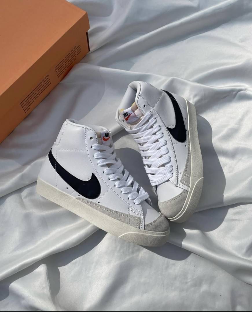 Nike BLAZER MID 77 VINTAGE