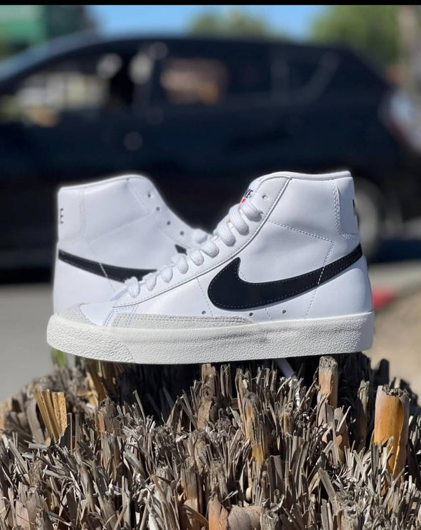 Nike BLAZER MID 77 VINTAGE