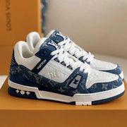 Louis Vuitton trainer denim blue with all accessories