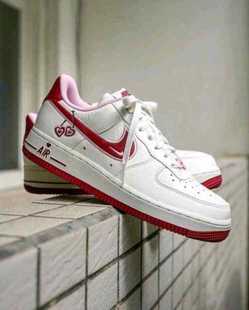 Nike Airforce 1 Low Valentines Day 2393