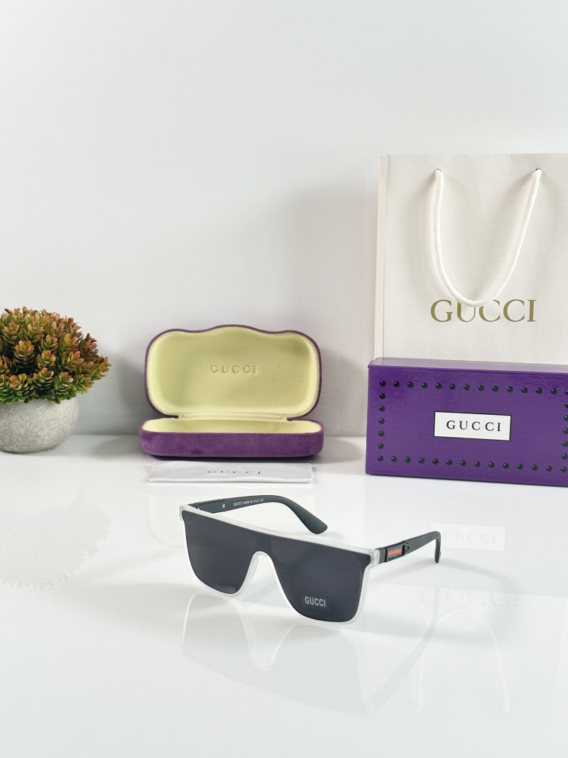 GG 0566 Ice Black