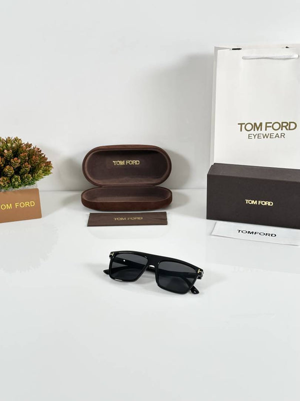 TOM 1145 Black