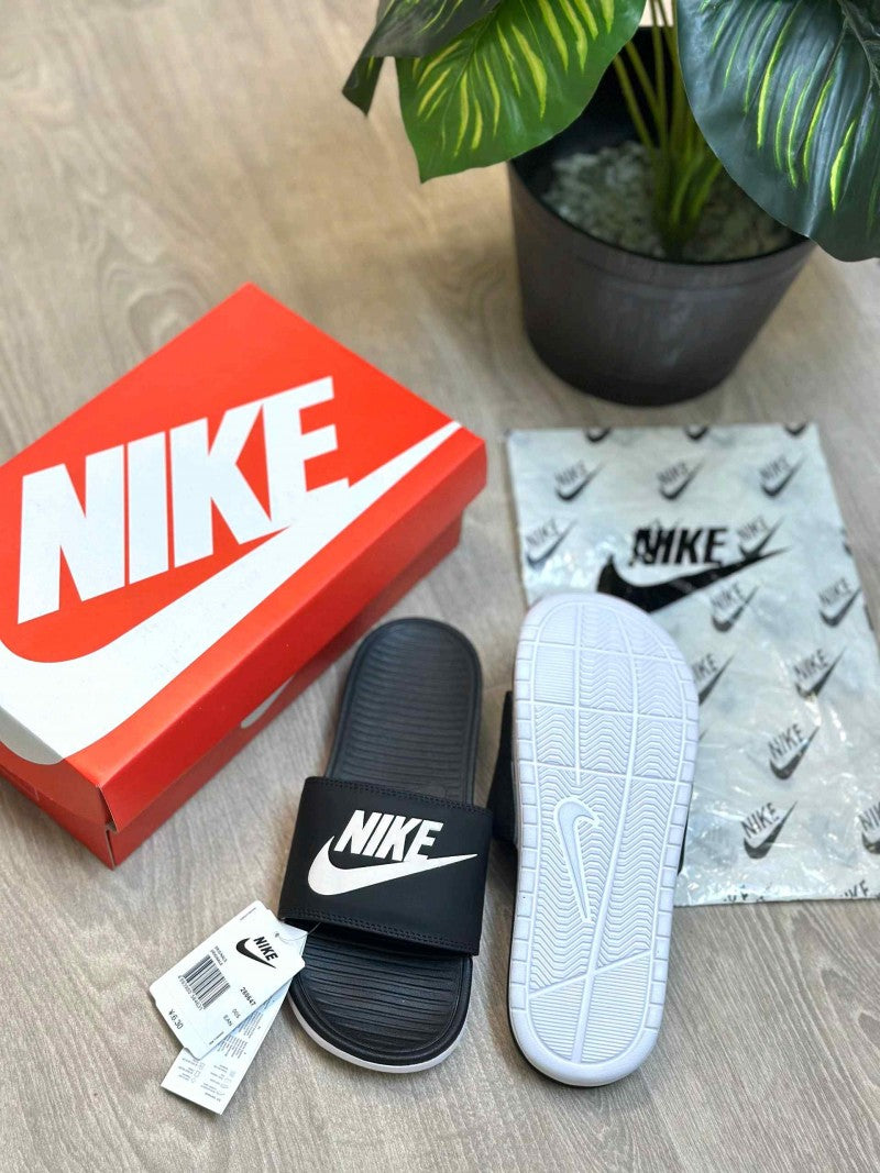Nike Ultra Comfort Soft Cusion Black White Flip Flop