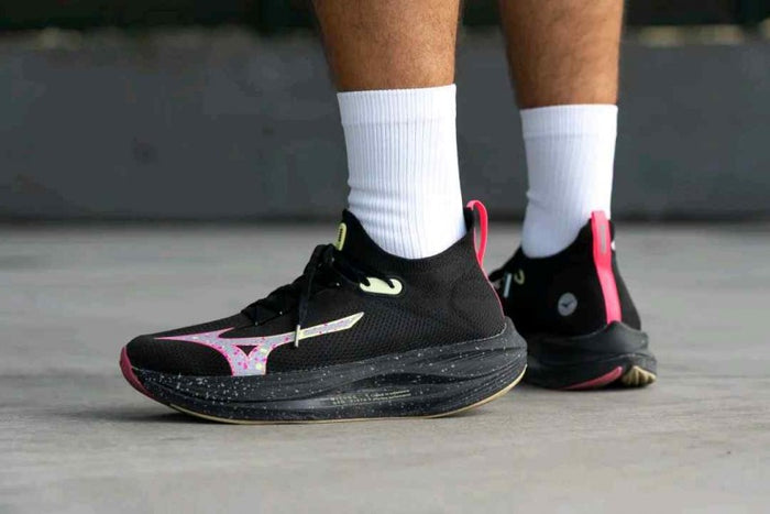 Mizuno Neo Vista Black Pink Tetra style idea