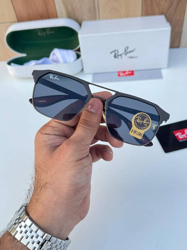 Ray-Ban 04 brown black