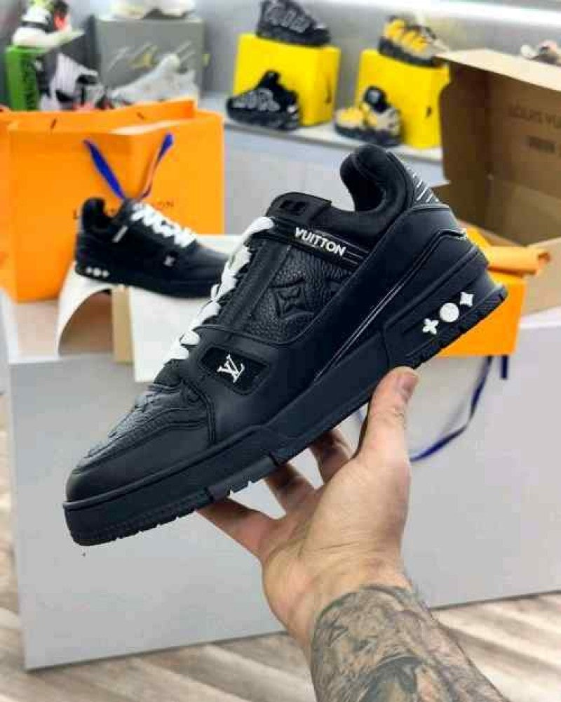 Louis Vuitton Trainer Black Embossed Monogram 930