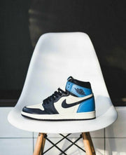 Air Jordan Retro 1 High Obsidian Blue